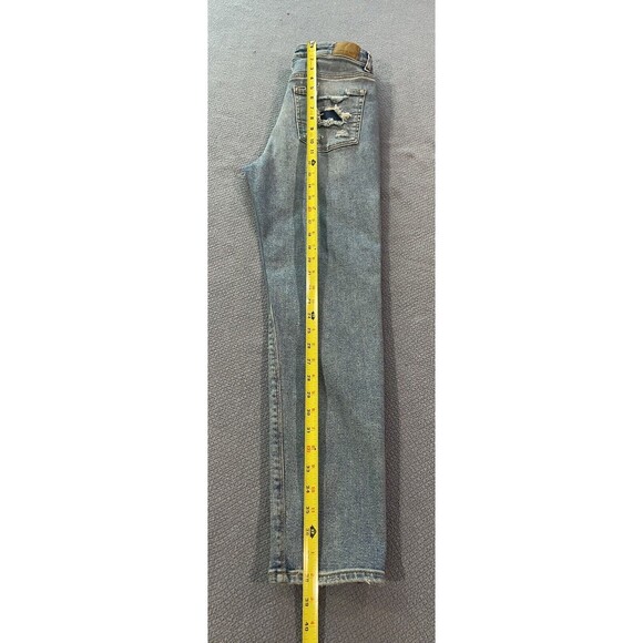 AMERICAN EAGLE High Rise Distressed Mom Jeans Size  2 Short - Picture 3 of 13